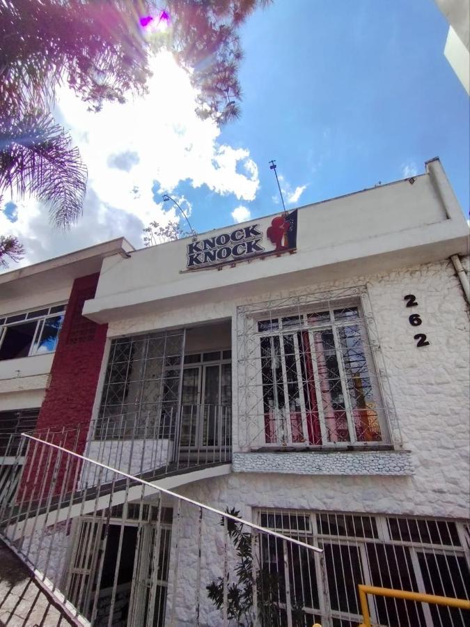 Knock Knock Hostel Curitiba Exteriör bild